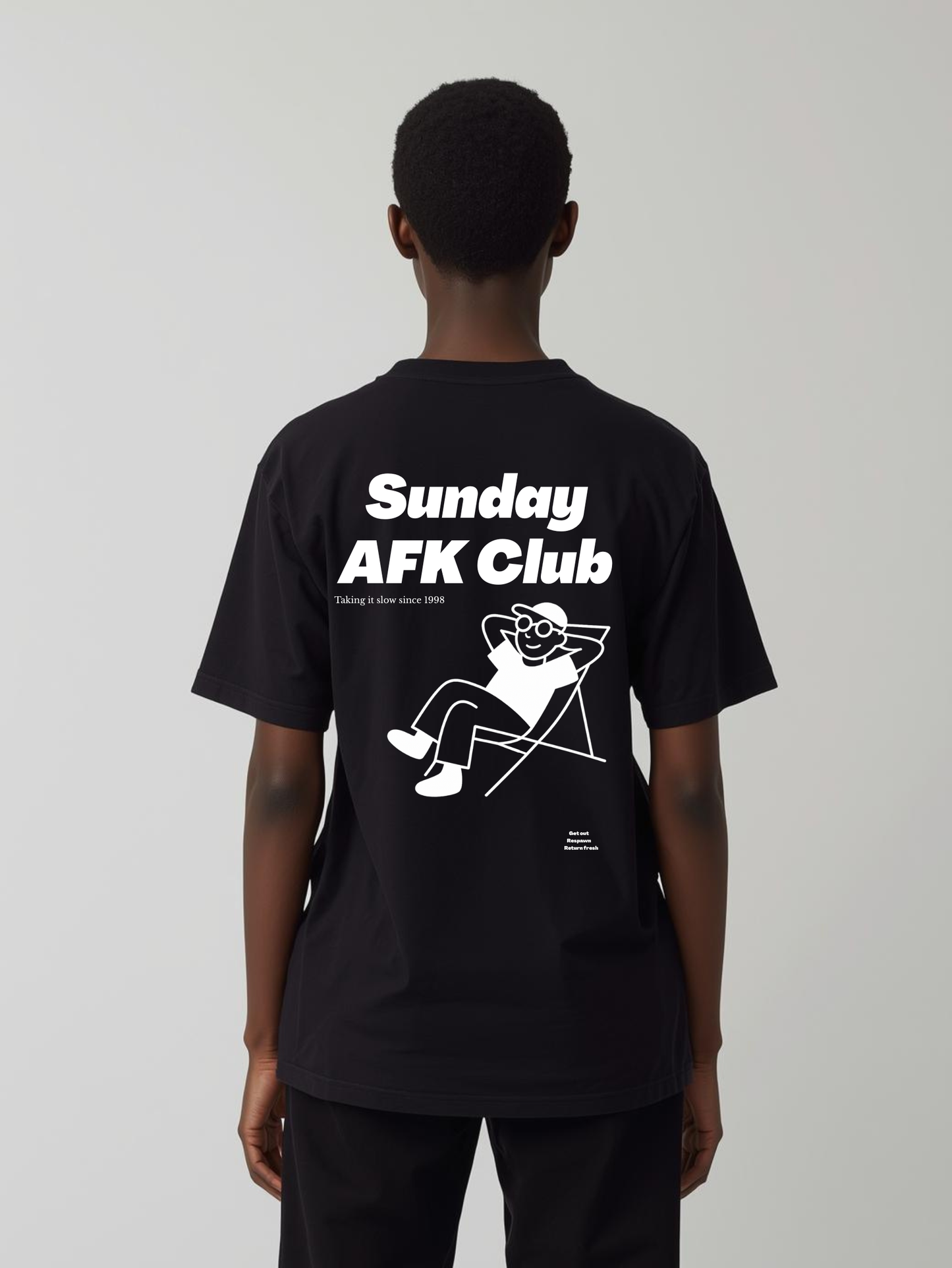 T-Shirt mit Backprint "Sunday AFK Club"